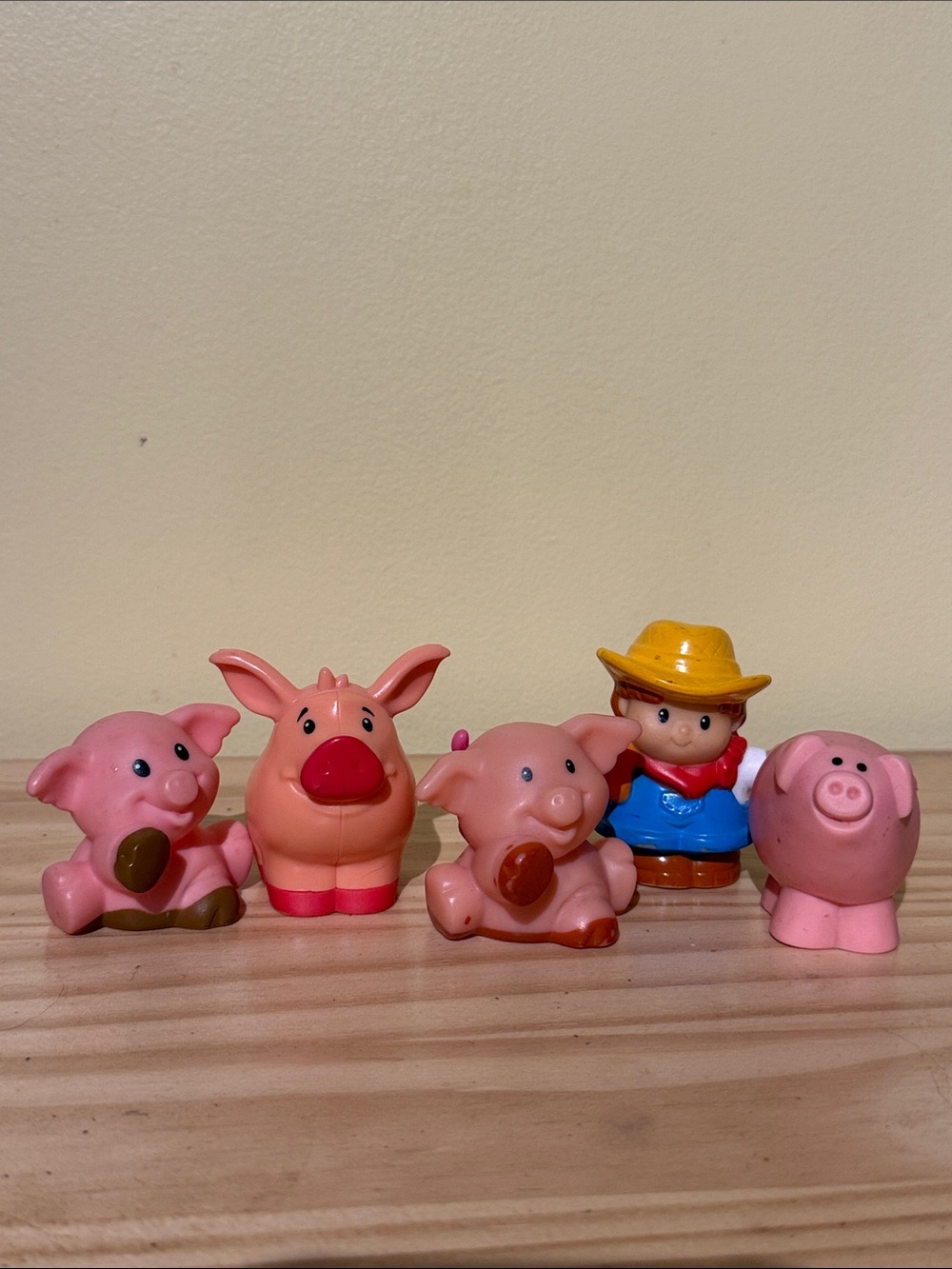 Fisher price mattel little people PIG lot
